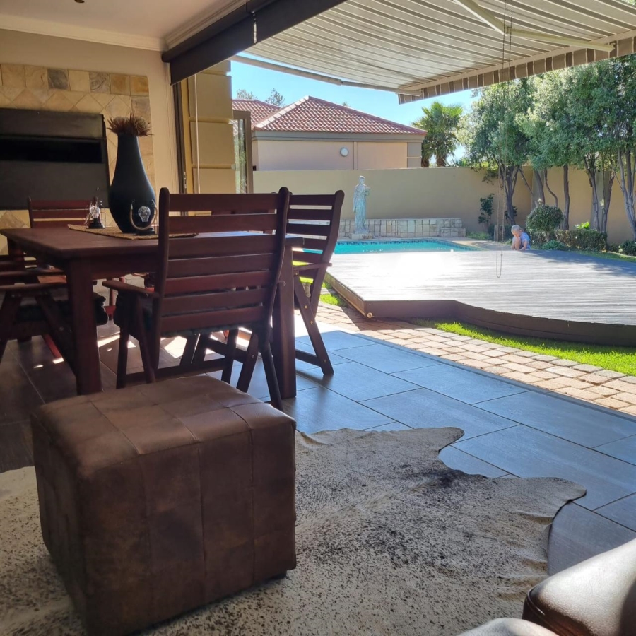 5 Bedroom Property for Sale in Jim Fouchepark Free State